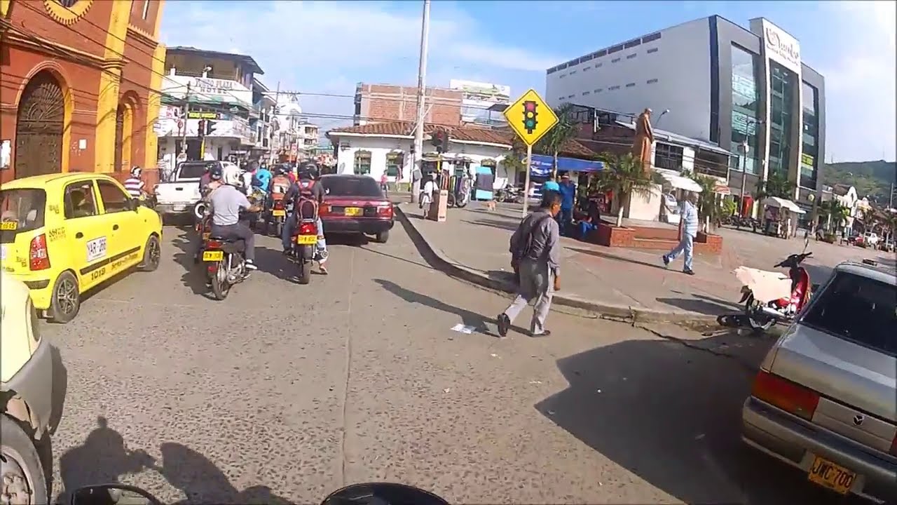 41  Yumbo - Valle del Cauca. tour en moto por Colombia.