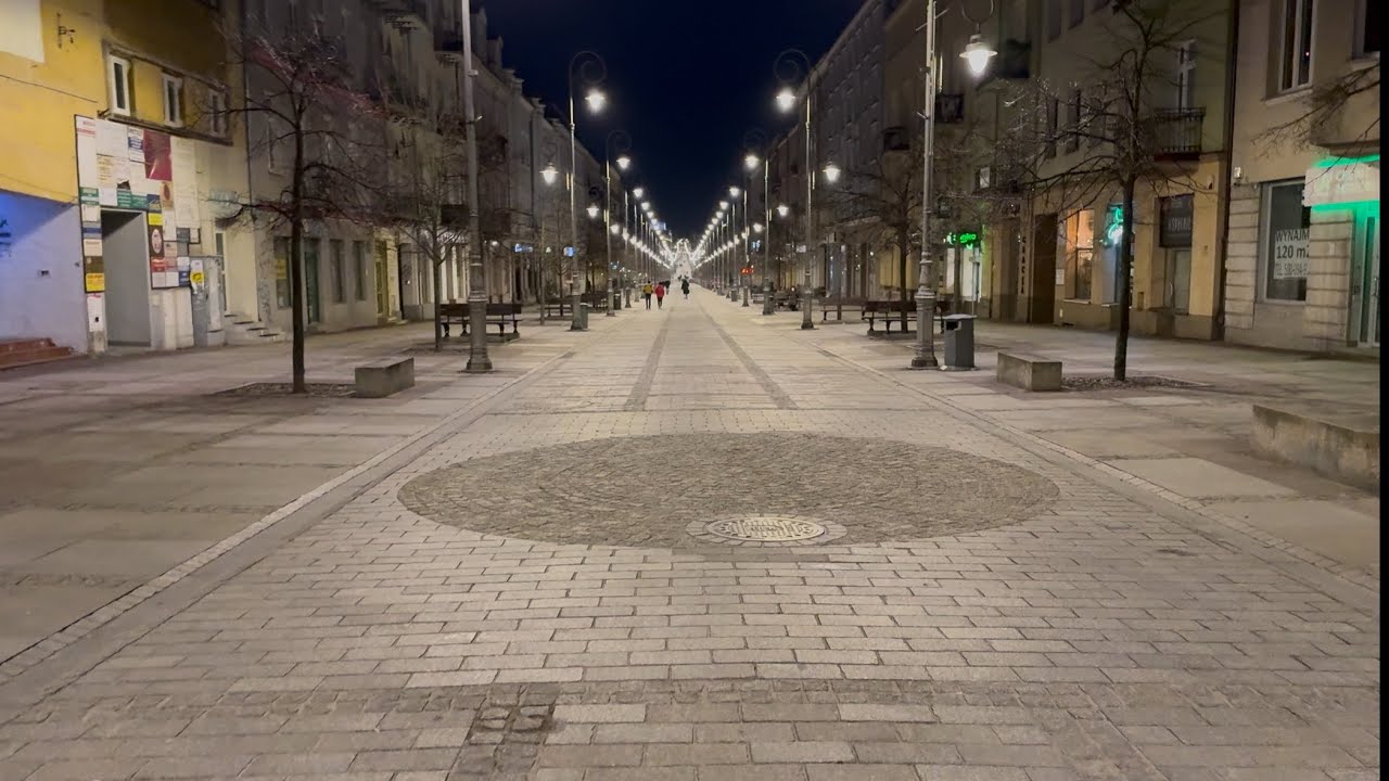 Walking on Sienkiewicza street in Kielce 4K 60fps - night walking tour #002