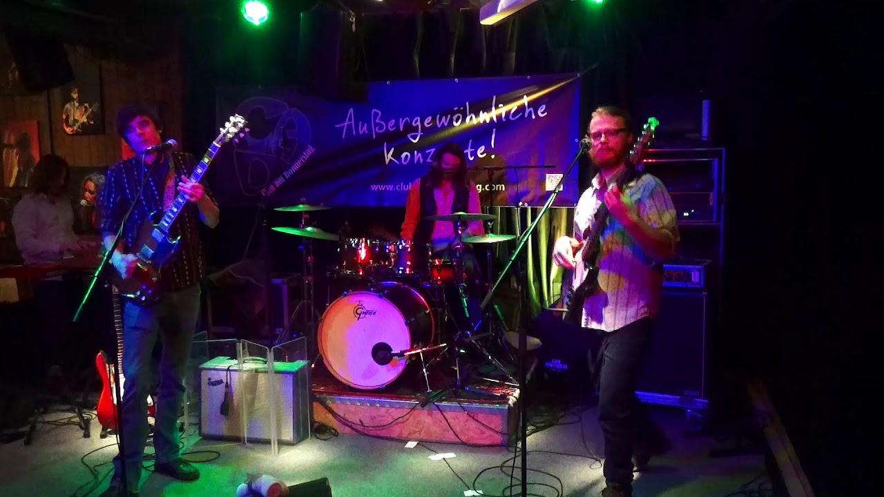 Travers Brothership - Hit by Hit