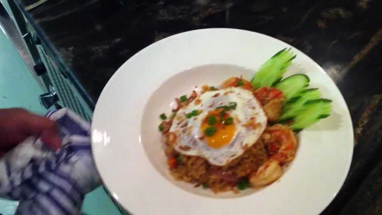 NASI GORENG ( INDONESIAN FRIED RICE )