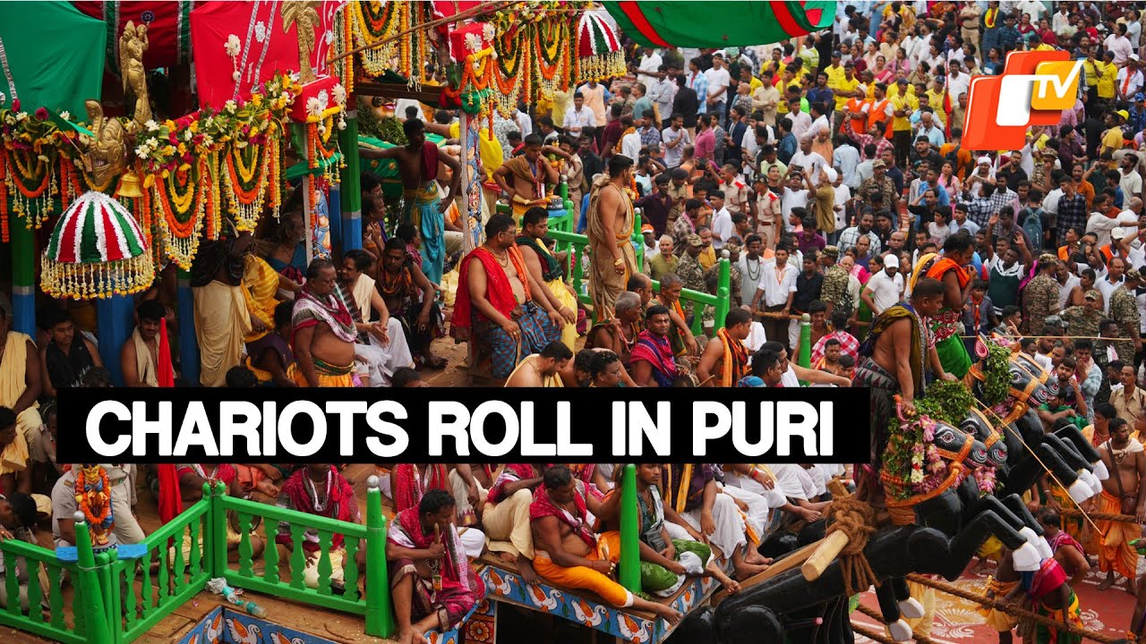 Chariot Pulling Begins in Puri