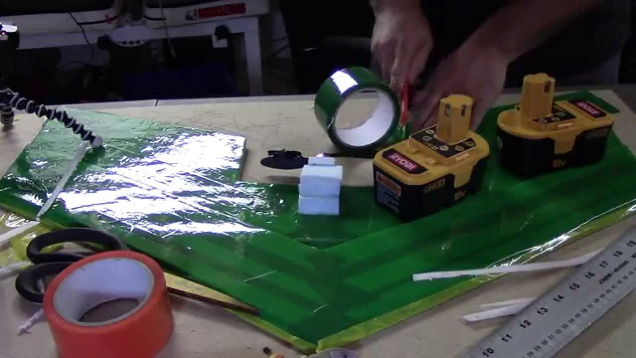 Build a light KFm2 Flying Wing - Shaping, Taping and Elevons