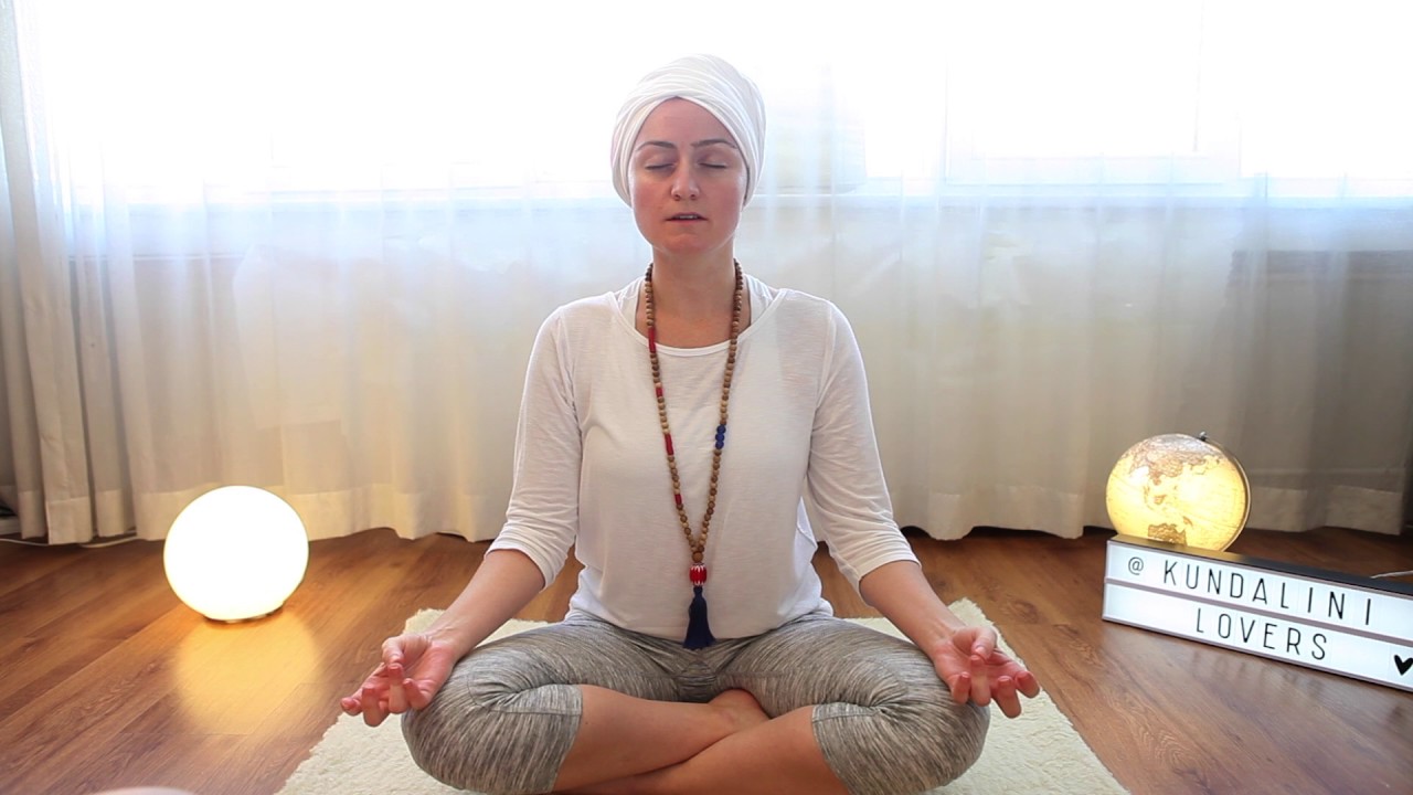 Kirtan Kriya Meditasyonu  (5 dk lık kısa versiyon)