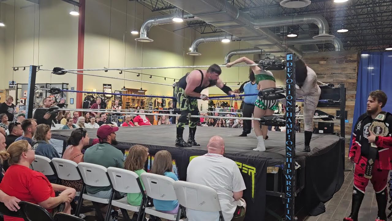 Marc Hauss/Reina vs. Slade/Courtley Jester DCW 6/14/2025