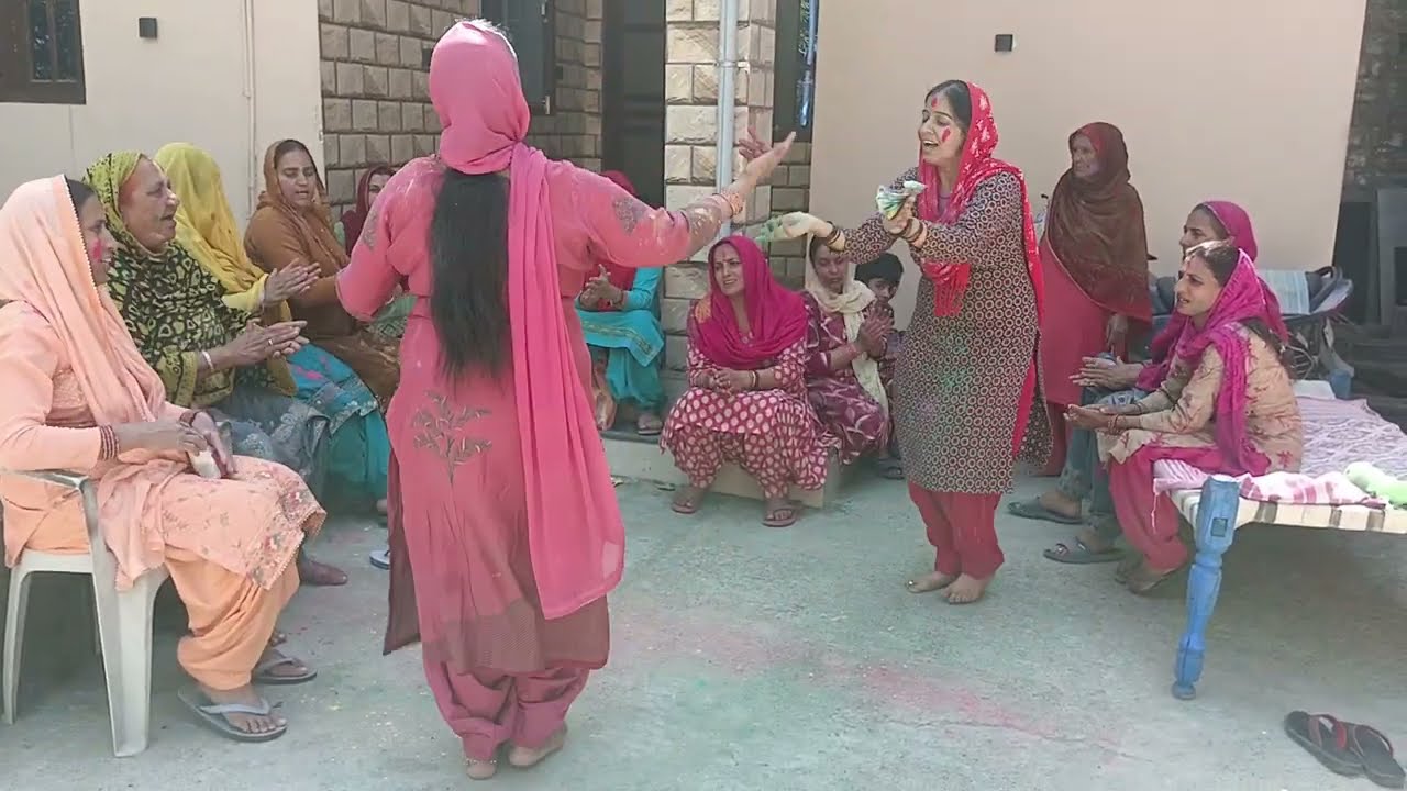 मेरी सभी माता और बहनों ने लिया अपने कन्हैया के साथ होली का खूब आनंद 🙏🌹🙏