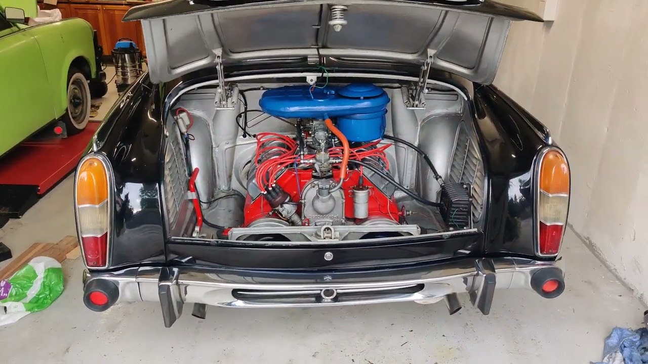 Tatra 603 startup