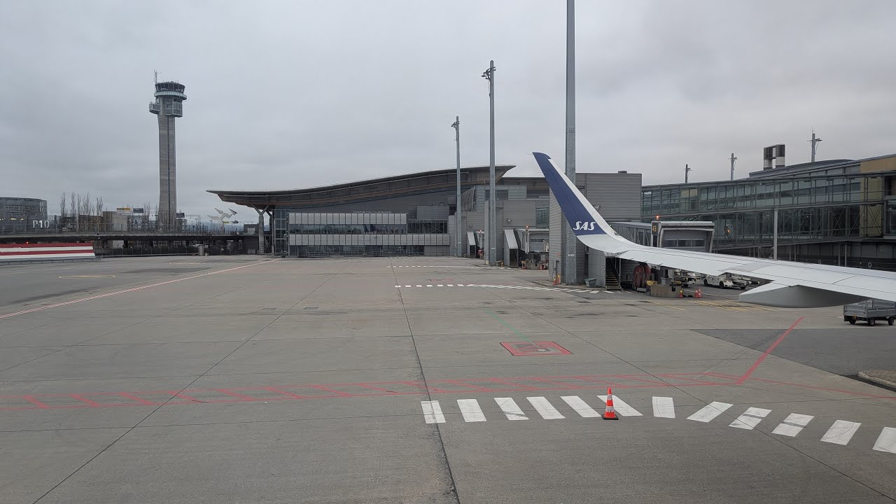 0175 - Landing at Oslo Airport