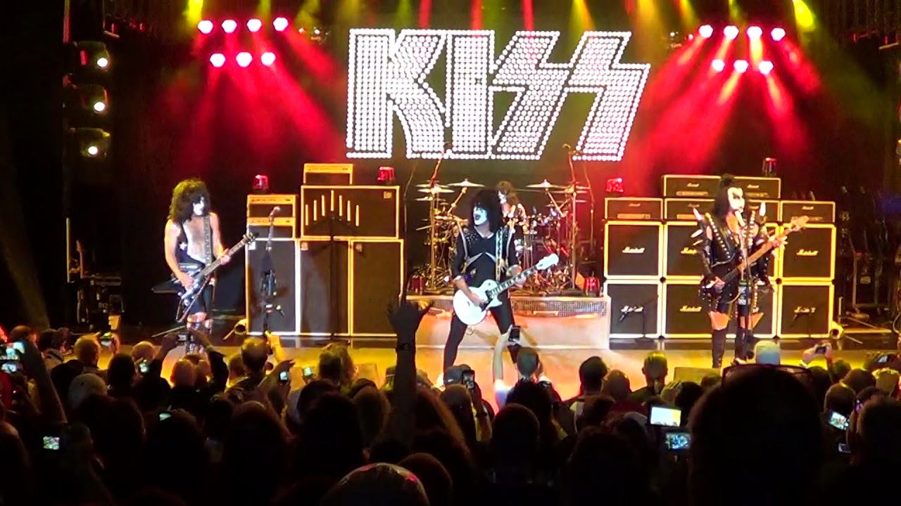 KISS - 2015-10-31 - KISS KRUISE V - 06 - Firehouse