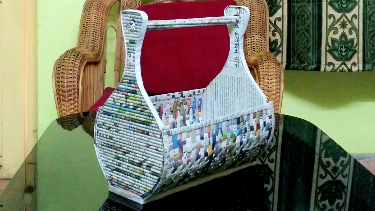How to make a newspaper rack / holder