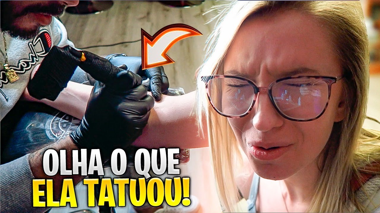 A HOLLY FEZ SUA PRIMEIRA TATUAGEM!! *olha o que ela fez*