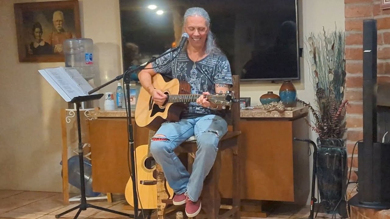 Danny Vaughn (Tyketto) Forever Young acoustic