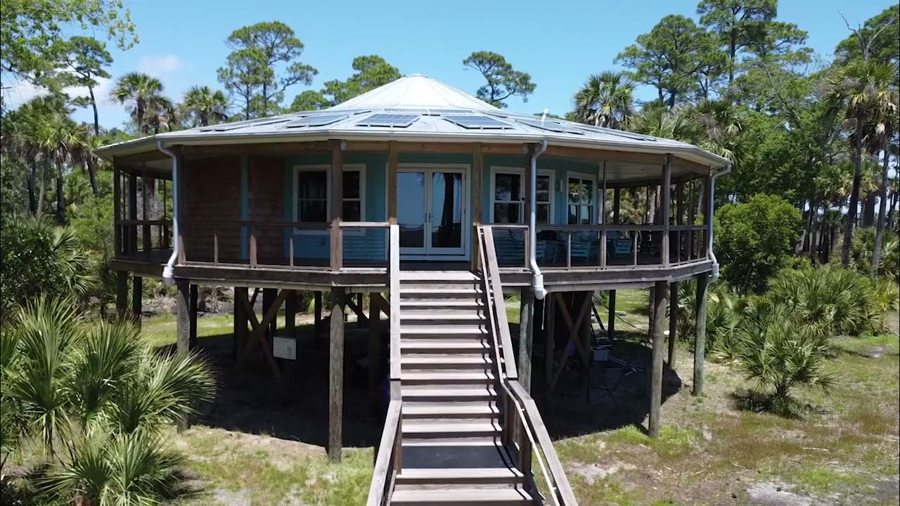 Surviving Hurricanes in Style Off Grid Island Living