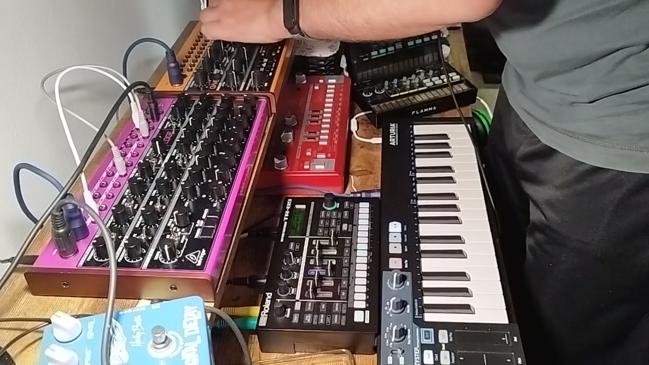 the  Behringer crave loves the edge