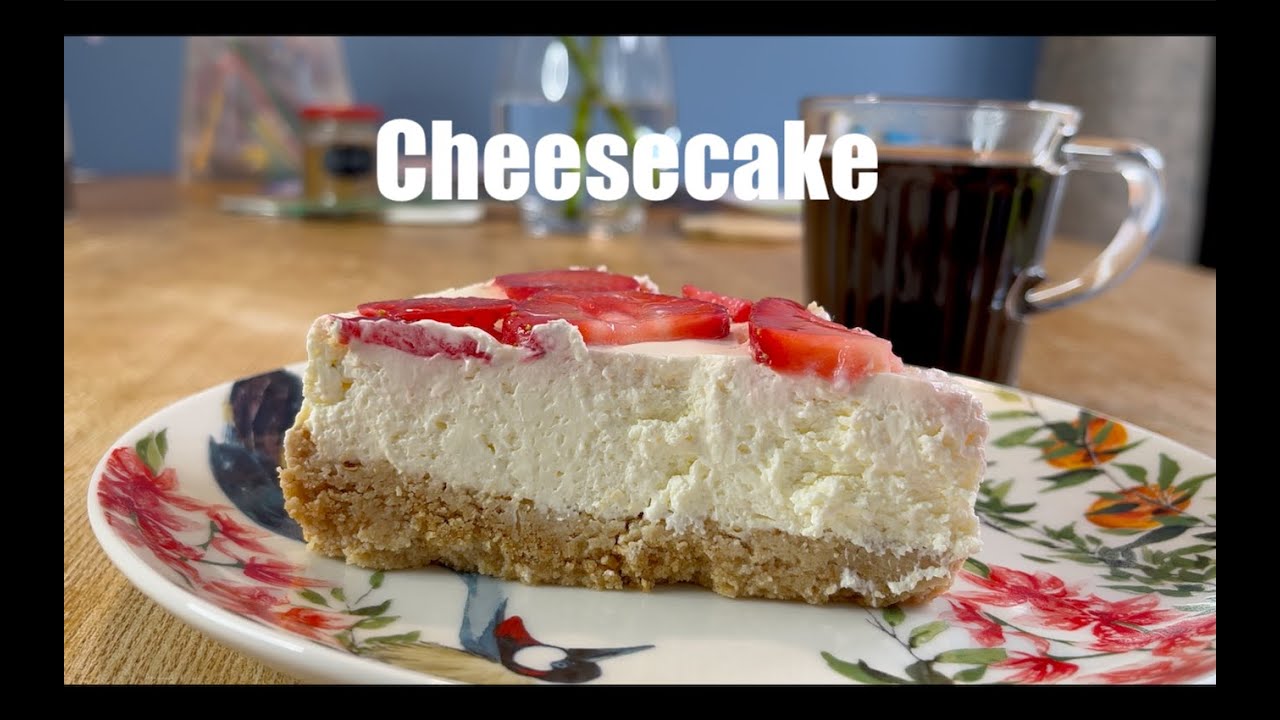 Creamy Strawberry Greek Yogurt Cheesecake: A Healthier Twist on a Classic Dessert!4K