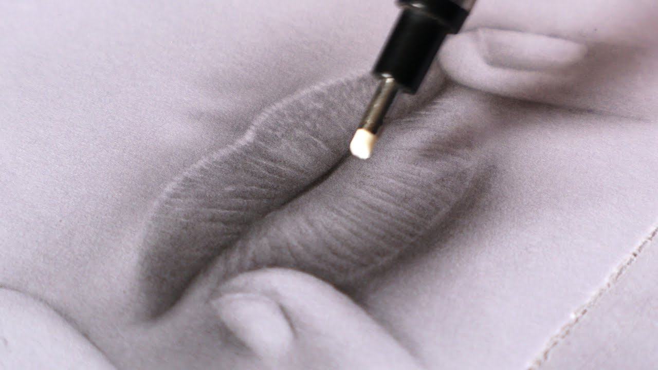 How To draw Realistic Lips 