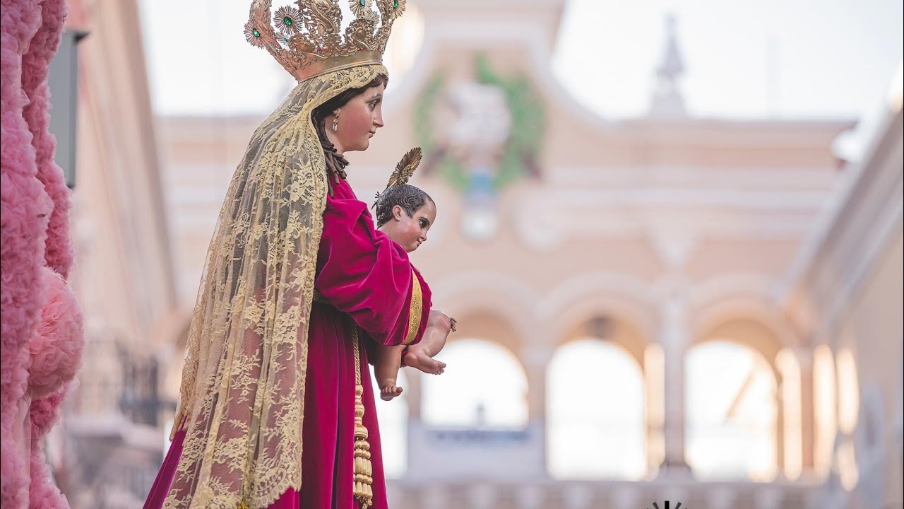 CARIDAD DEL GUADALQUIVIR || Cuatricentenaria imagen de Nuestra Sra de los Pobres por Arco de Correos