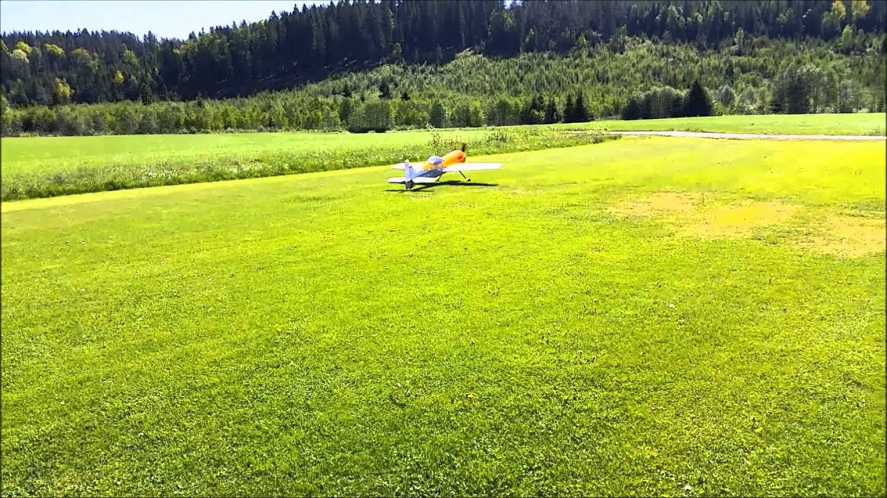 CARF SU-31 Engine test, Acrobatics and landing