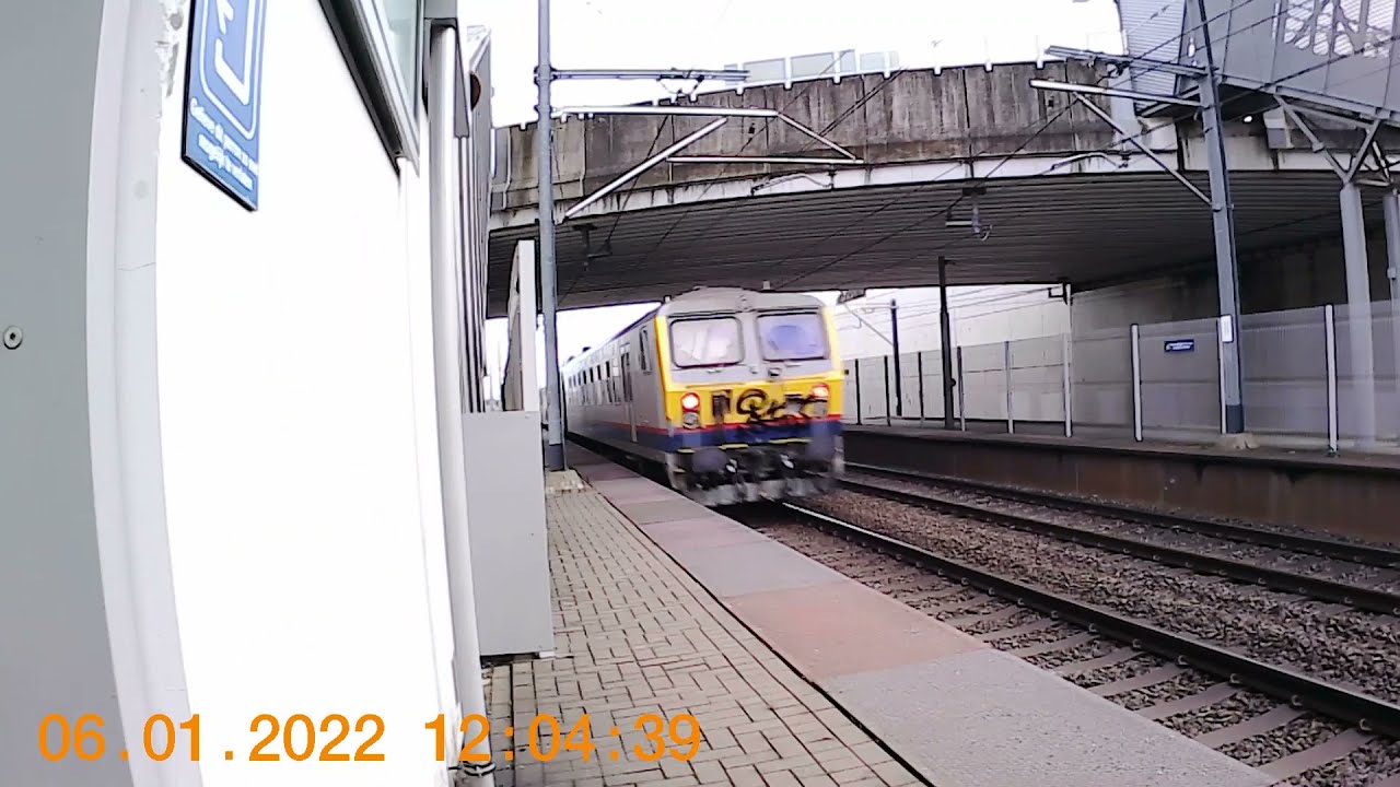 These trains will DESTROY YOUR EARS! Nossegem IC trains (sncb)