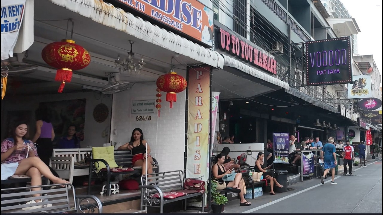 Pattaya Soi Honey Daytime, Thailand 4K 4X120FPS Slow Motion