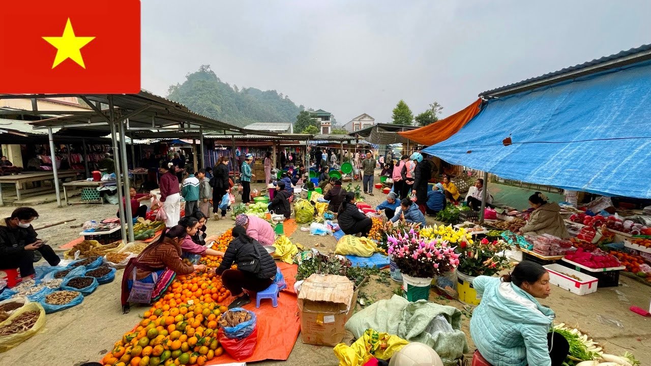 Lung Vai Market, Hidden Amidst the Mountains and Forests - No Tourists, Just Authentic Life