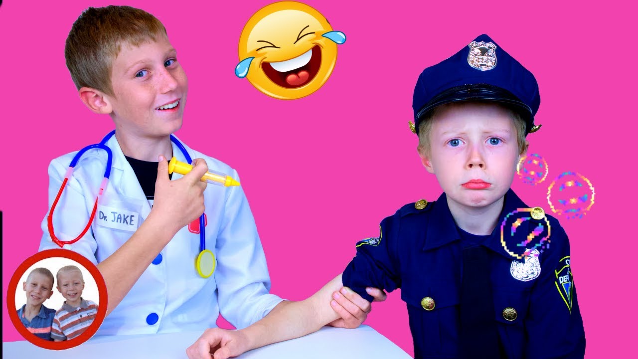 Доктор Набор игрушек | Лекарство от икоты! | Доктор Джейк и Забавный Майк притворяются, что играют