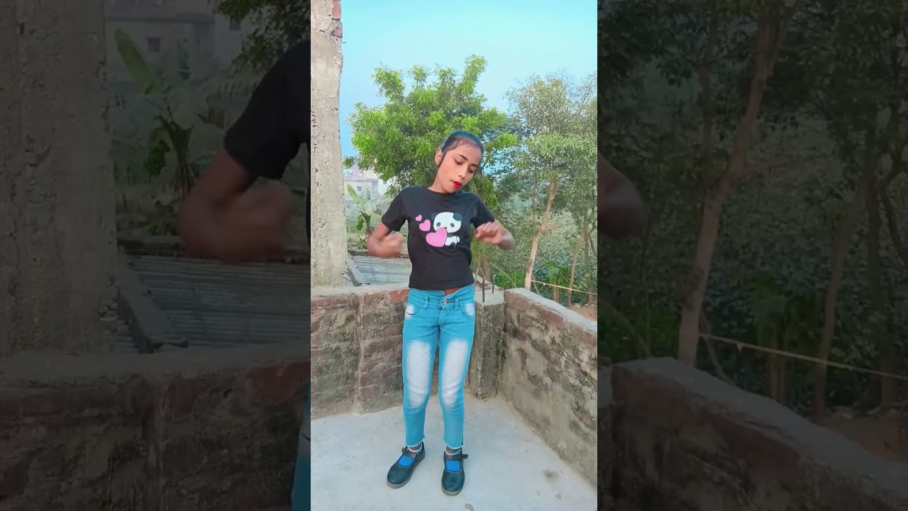 Pawan Singh 💃#trending#viralvideo#funny#dance#danctor#reels#girl#girldance#bhojpurisong#mucis