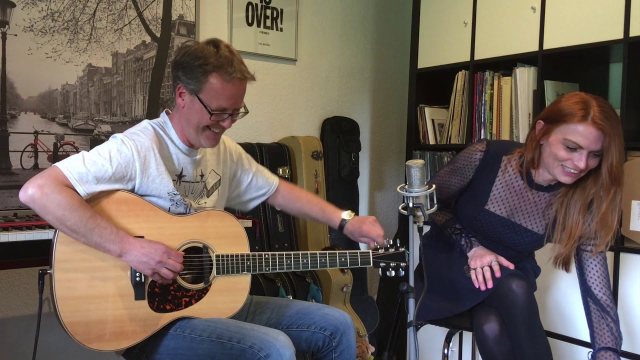 Kleine Kammer-Konzerte - Episode 1:   Alexa Wichner