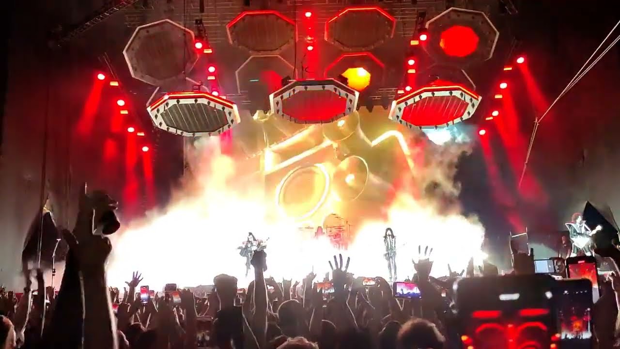 2022 04 26 KISS in PoA