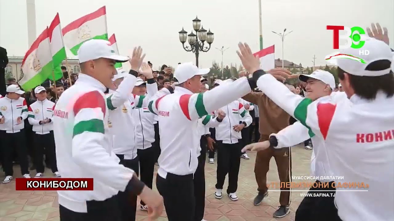 Гусели даъватшавандагон дар ш. Конибодом ва н. Ҷаббор Расулов