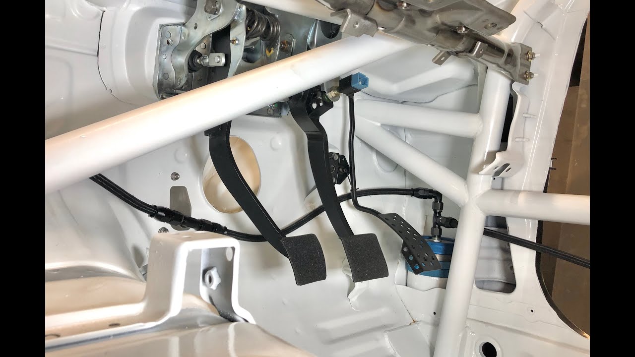 GpA R32 GTR Pedal box finale - R32 Build 19