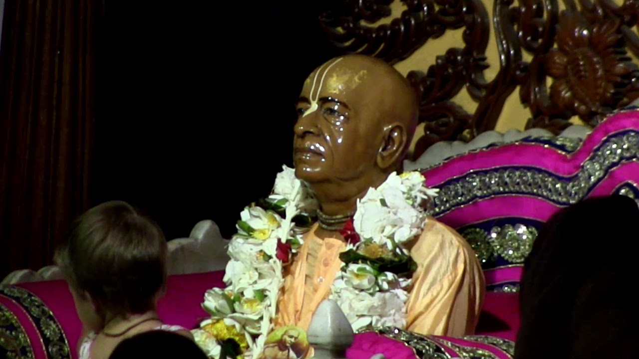 Srila Prabhupada's Guru Puja at Mayapur Iskcon 20/10/2018