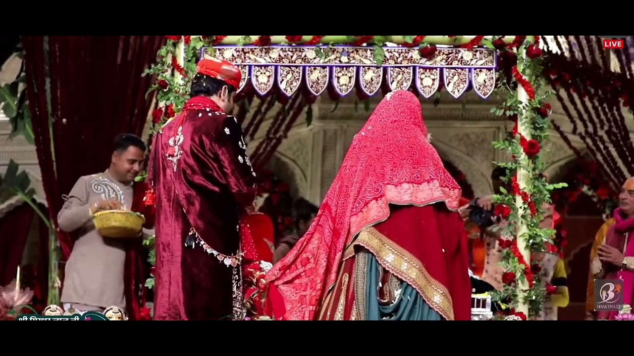 #Radha ju ji #Girdhar sang paran laagi bhavariya@BhaktiPath 