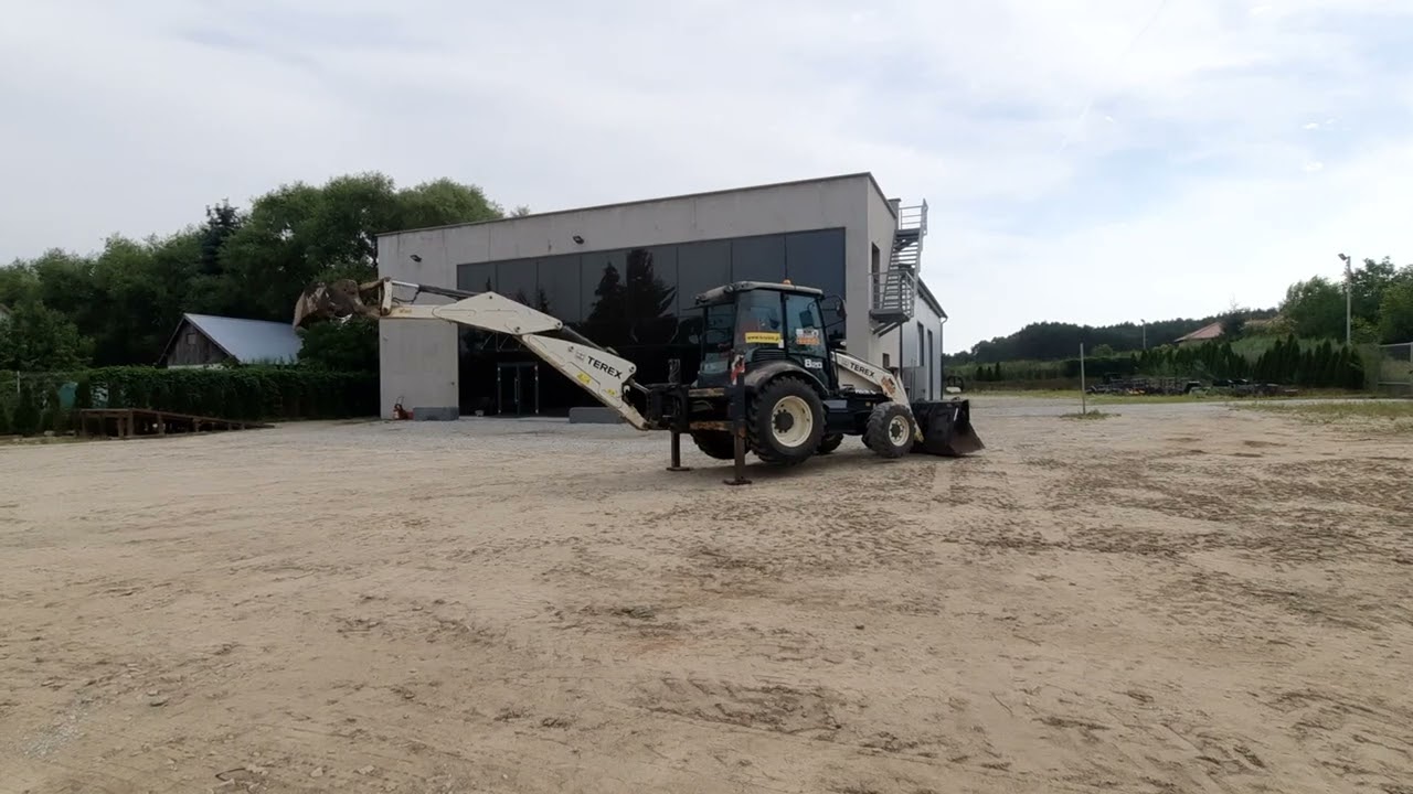 TEREX 820 2004R KOPARKO-ŁADOWARKA KM MASZYNY BUDOWLANE MIŁOCHOWICE 56, 56-300 MILICZ