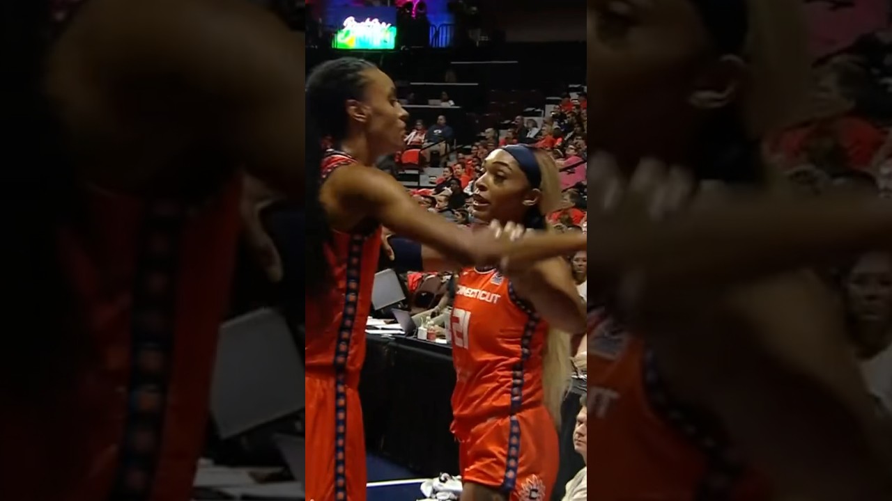 DeWanna Bonner and Dijonai Carrington Getting into it on the Connecticut Sun Bench 👀