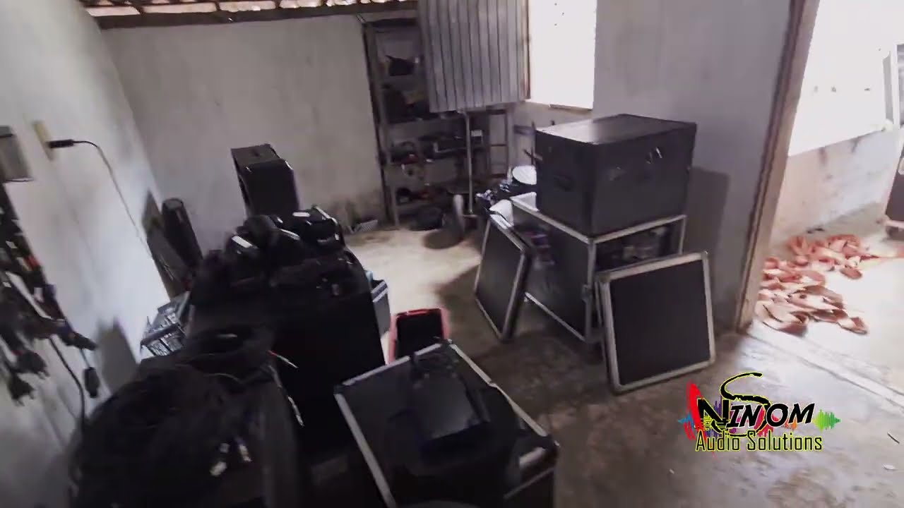 Organizar o material depois da chuvada.