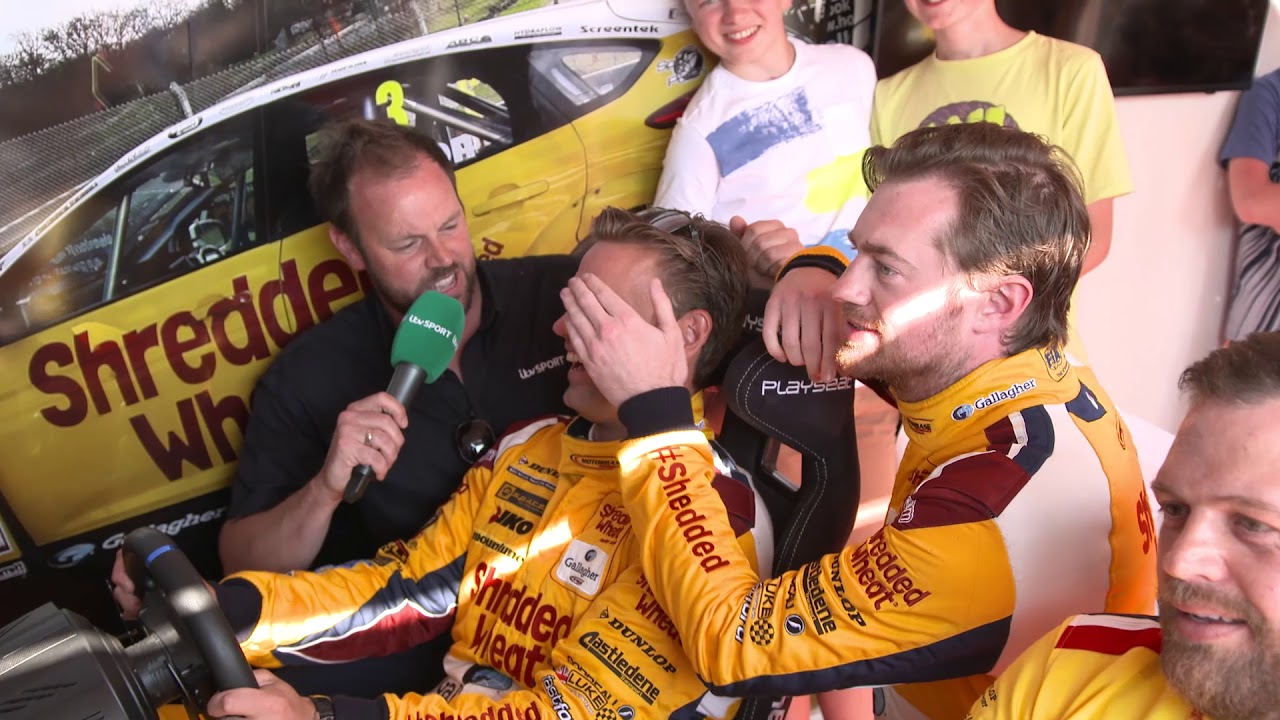 Paul O'Neill visits Team Shredded Wheat Racing's hospitality unit