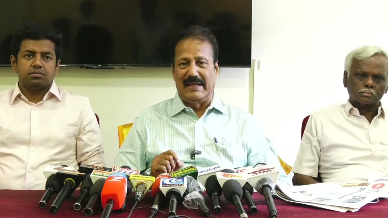 மதுரையில் புதிய தமிழகம் கட்சித் தலைவர் டாக்டர் கிருஷ்ணசாமி செய்தியாளர் சந்திப்பு