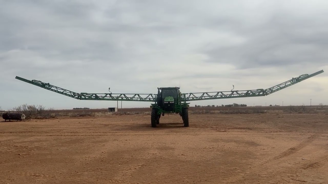 2015 John Deere 4038R Lot 1008