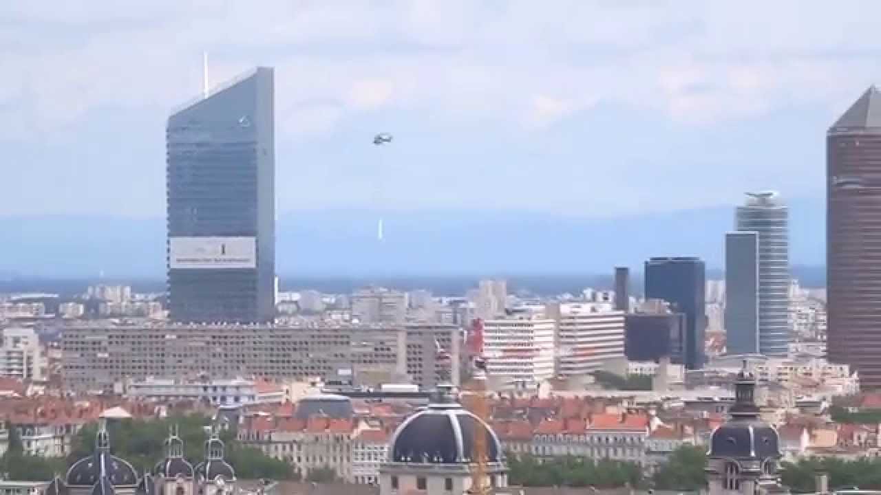 Pose mât Tour Incity par héliportage - 21 Juin 2015