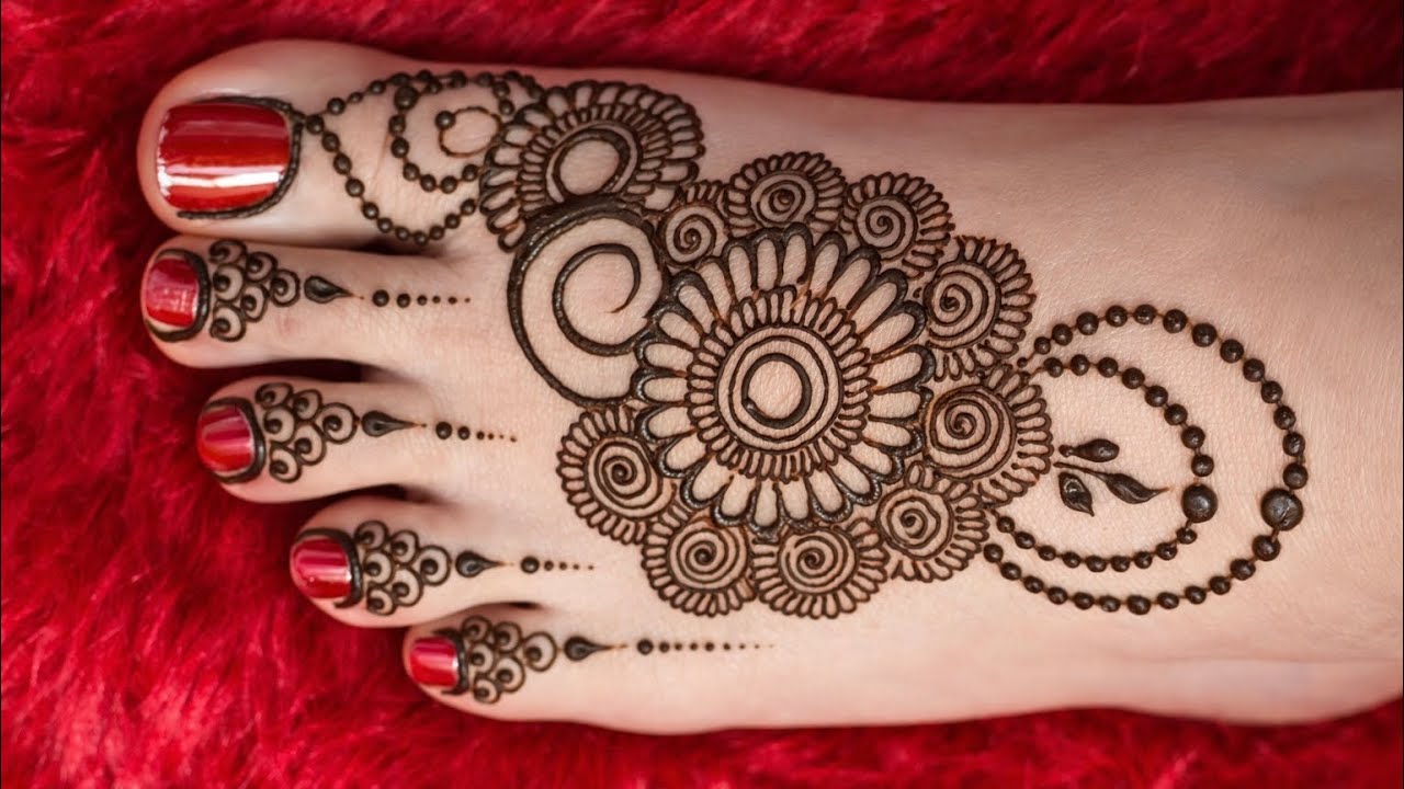 Very Quick and Easy Round Mehndi Designs for Feet ||Leg mehandi design ||foot henna 