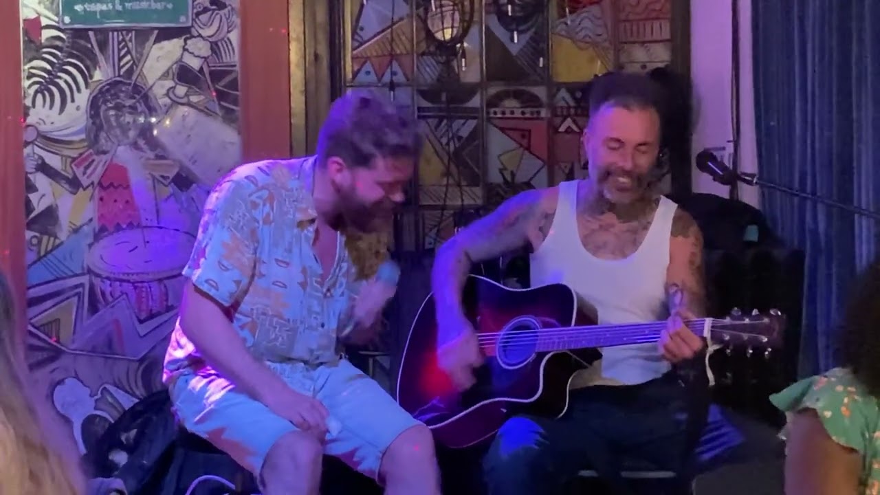 Tiago Barbosa & Xinas Late - Redemption Song (Bob Marley & The Wailers)