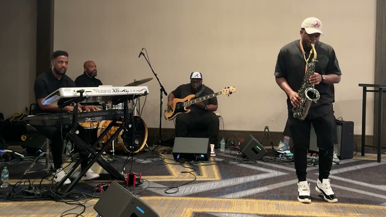 Sweet Thing (Chaka Khan) - Sax Solo Antoine Gibson