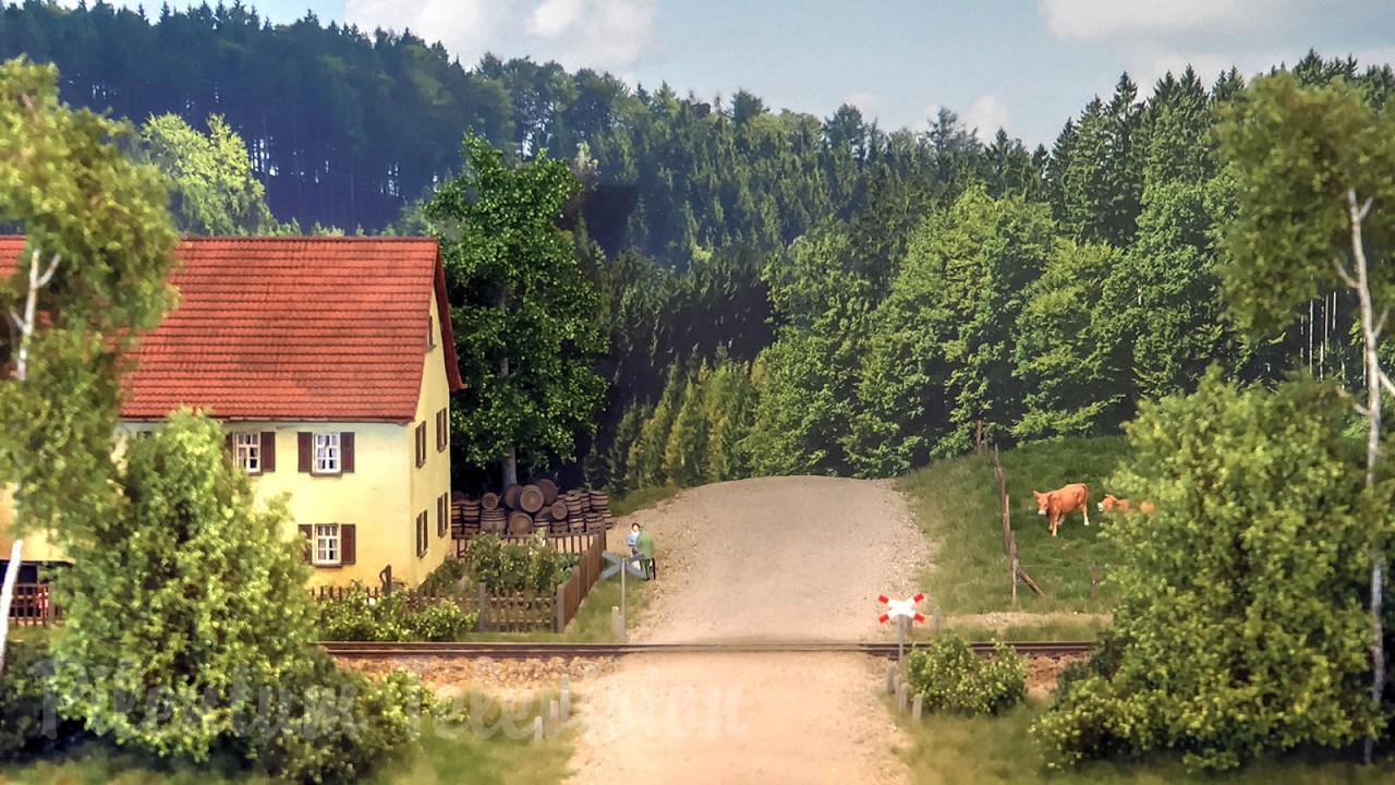 Wiejskie życie, para i świerkowy las &ndash; Lauterthalbahn 1924 w skali H0 to MARZENIE!