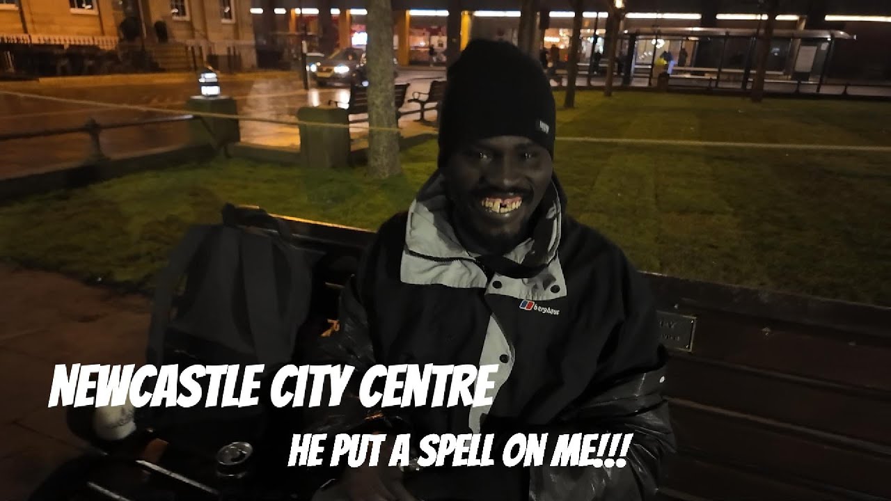 Newcastle City Centre - Man Puts A Spell On Me - Lots of Homeless - Police Activity