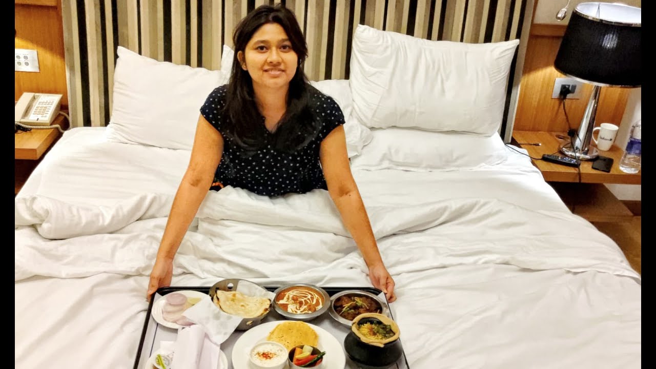 Staycation  at RADISSON BLU | Review | Room Tour  #staycation #radissonblu #nagpur #foodblogger
