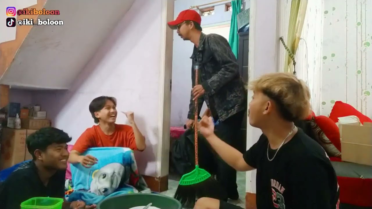 Dodeng Cacan Alamrima kena prank auto ngakak // PRANK SARANG LEBAH ‼️