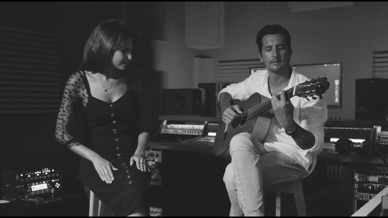 Dance Monkey - Tones and I (Marie PAYET & YANNIS Acoustic Cover) |