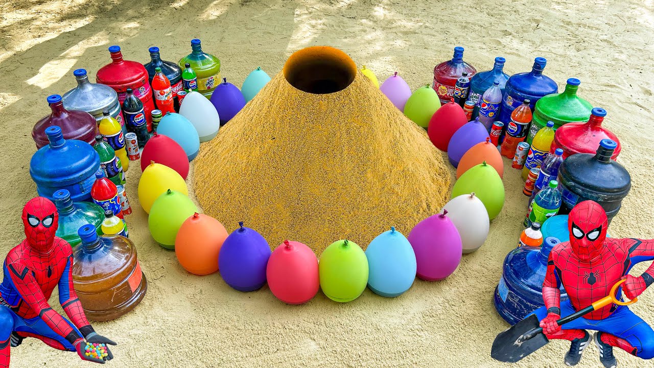How to make Christmas Volcano pit with Spiderman vs Toothpaste Eruption and Fanta, Coca Cola Mentos
