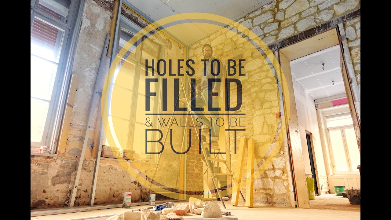 HANNES GOES BANANAS IN FRANCE - HOLES TO BE FILLED & WALLS TO BE BUILT
