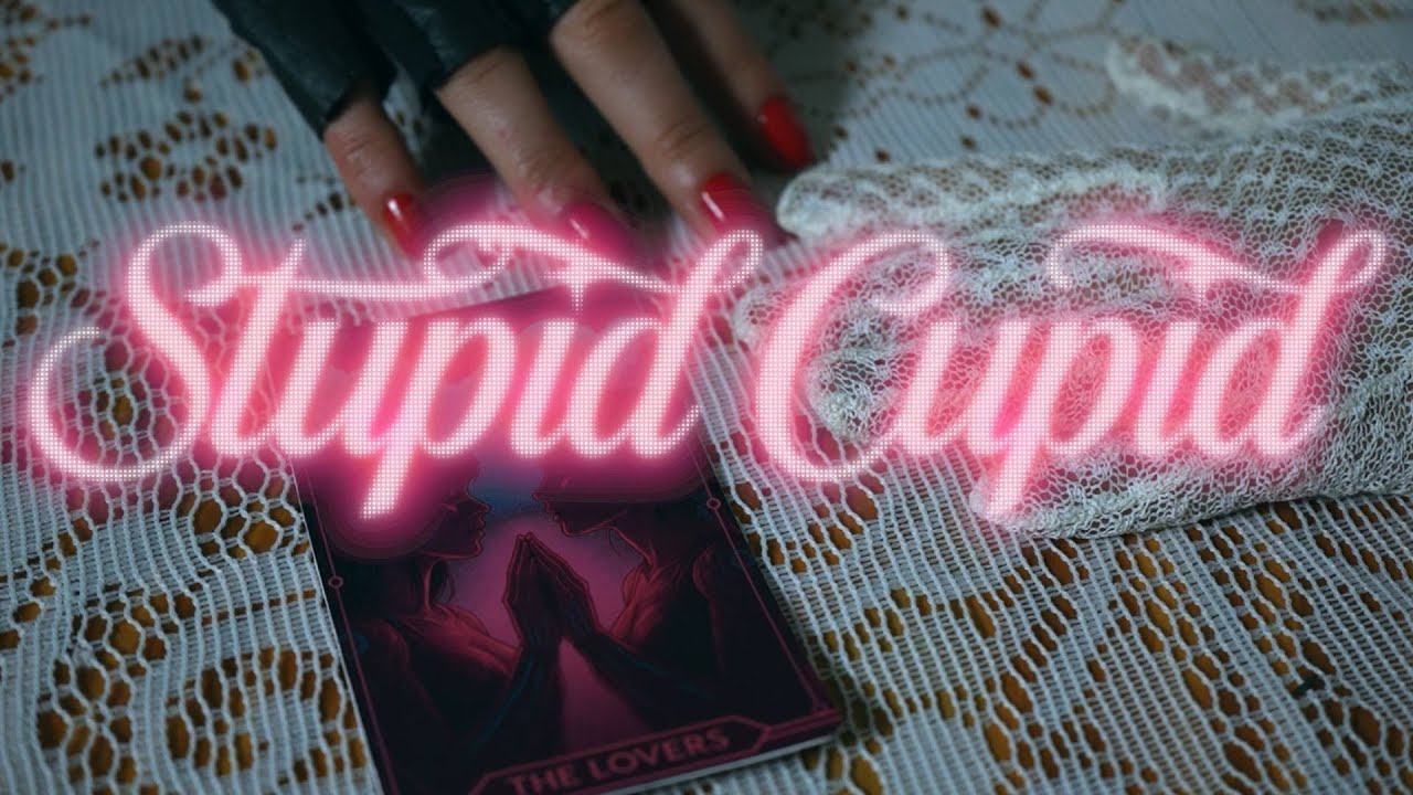 Stupid Cupid · Cortometraje